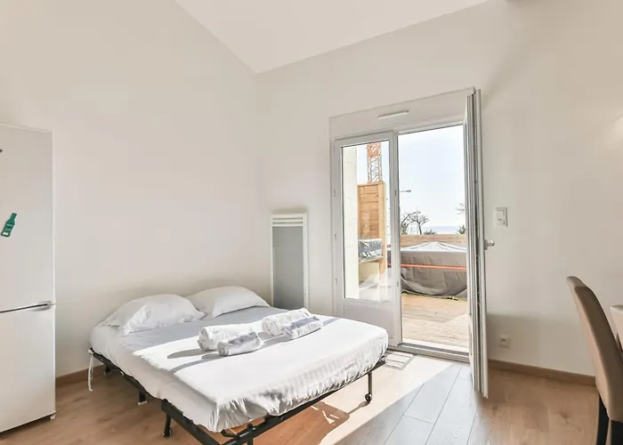 בית נופש Cote - Vue - Terrasse סן ז'אן דה מון